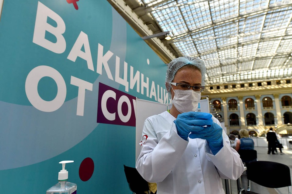 Собянин анонсировал новые лотереи для вакцинированных от коронавируса